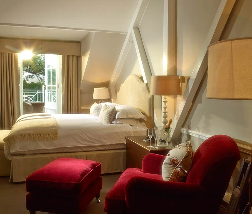 Coach House Suites