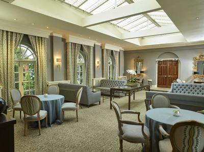 The Lounge
