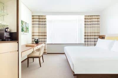 Deluxe City Room