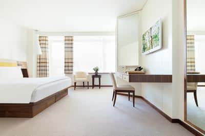 Metropolitan City Room