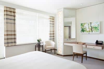 Metropolitan City Room