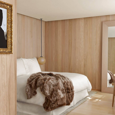 Deluxe Room - King