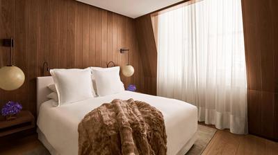One Bedroom Suite - Queen