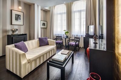 De Vere Suite