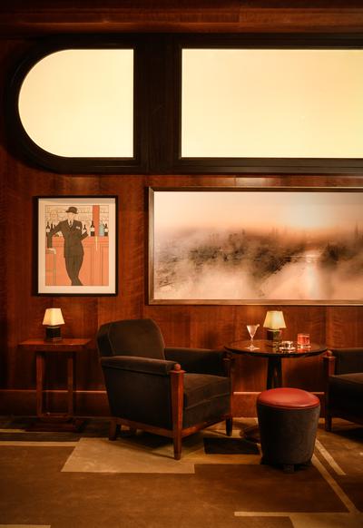 Le Magritte Bar