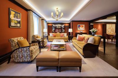 One Bedroom Roosevelt Suite