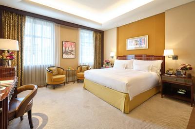 Premier Room