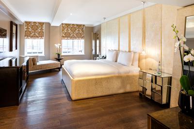1-Bedroom Suite