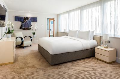 Penthouse Suite
