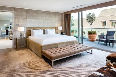 Penthouse Suite