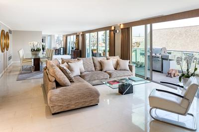 Penthouse Suite