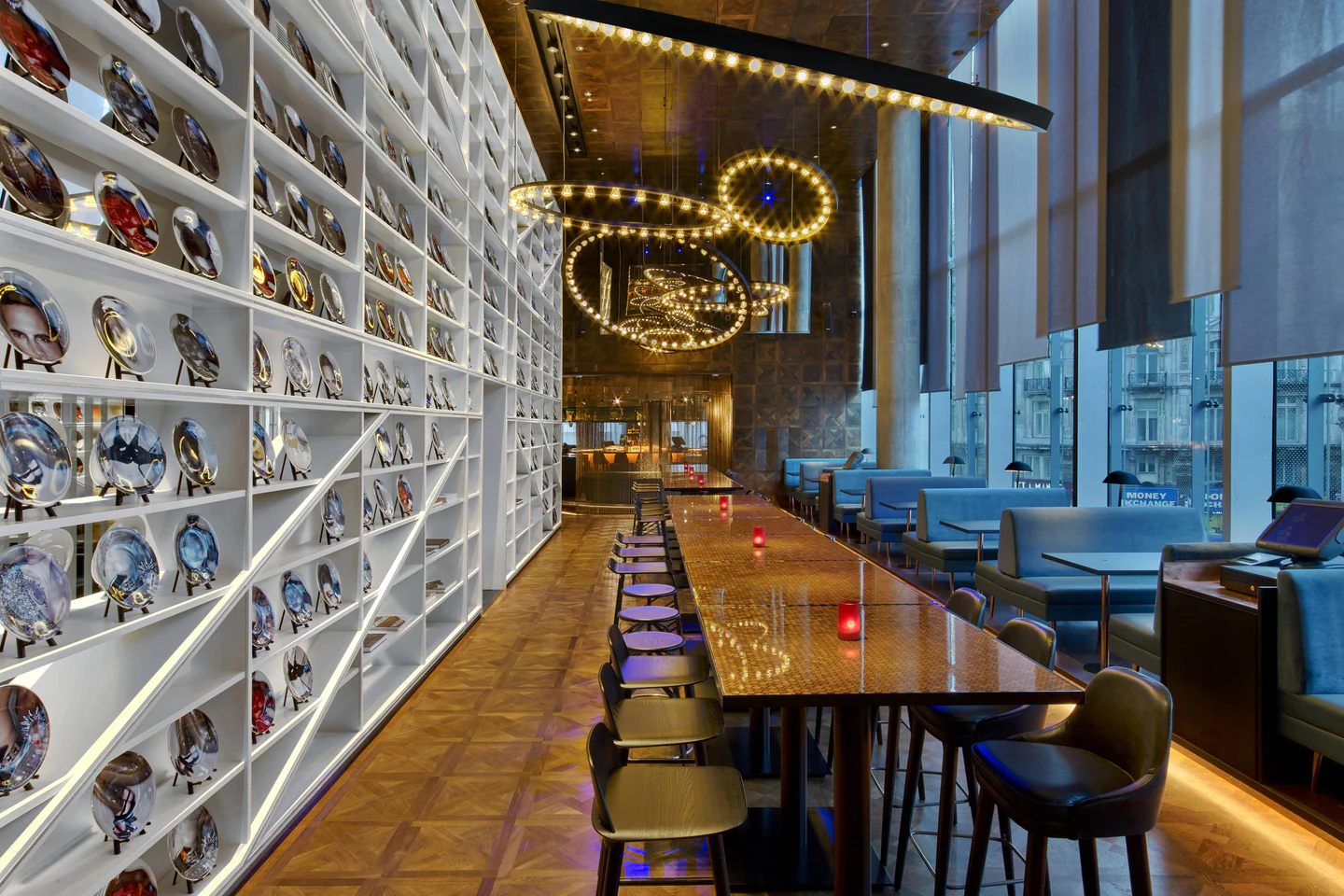 The Perception Bar - W Lounge