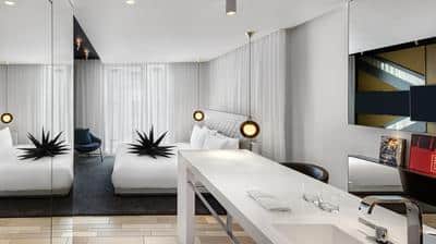 Spectacular Room