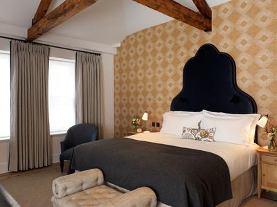 Gatehouse - Two Bedroom Suite