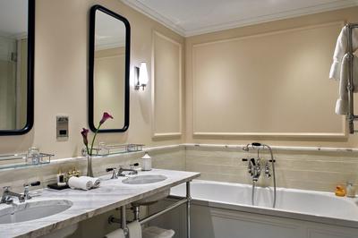 Gatehouse - Two Bedroom Suite