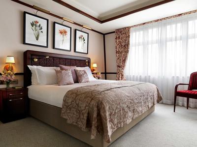 Main House - Deluxe King