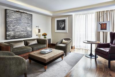 Adams Suite