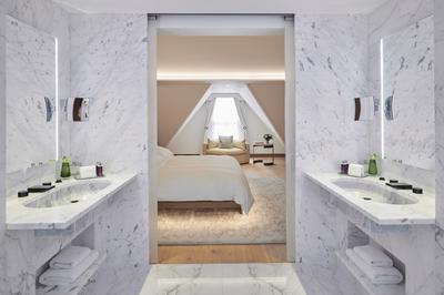 Connaught Mews