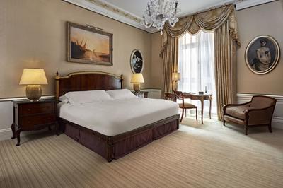 Sutherland Suite