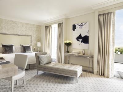Balcony Junior Suite