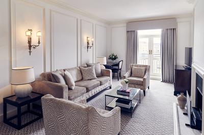 Knightsbridge Suite