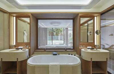 Grand Terrace Suite
