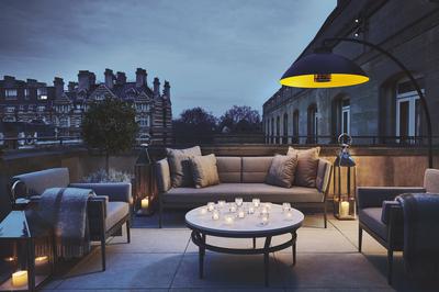 Two Bedroom Crescent Pavilion Penthouse - Private Garden Terrace