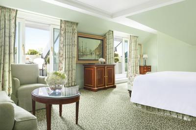 Executive Junior Suite with Balcony