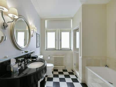 Luxury Room