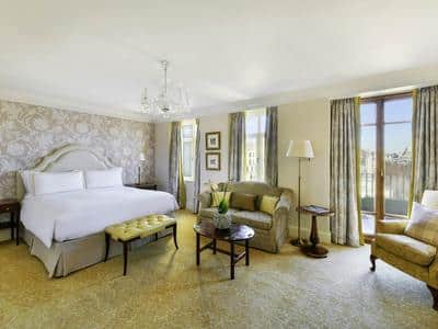 Junior Suite - River View - Balcony