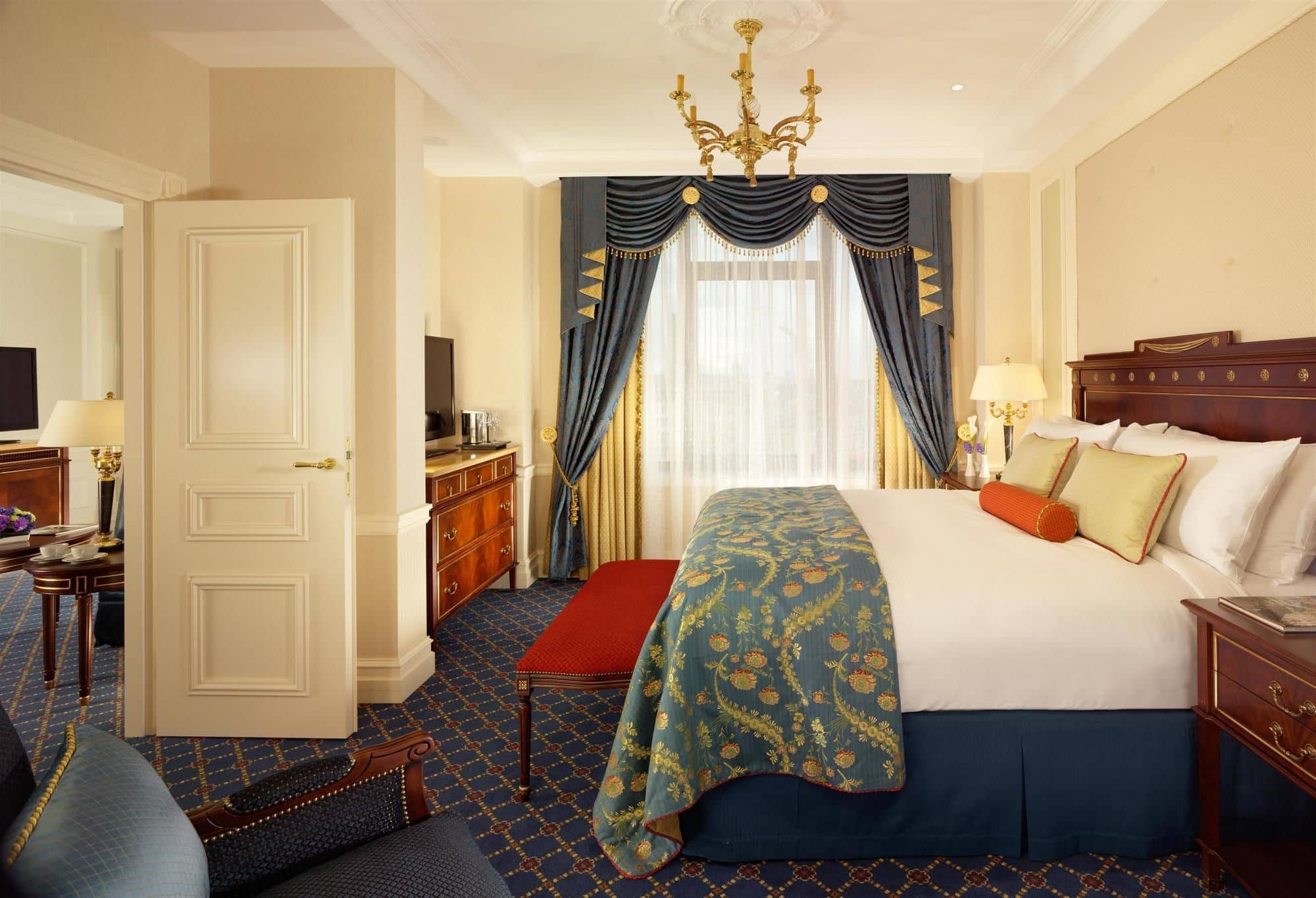 Fairmont Grand Hotel - Kyiv