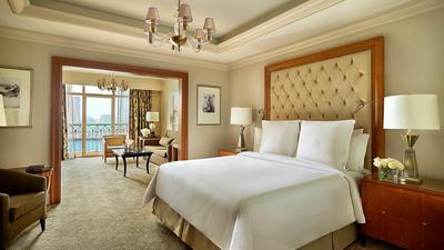 Premier Nile Room