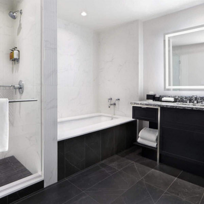 The Gwen, a Luxury Collection Hotel, Michigan Avenue Chicago image