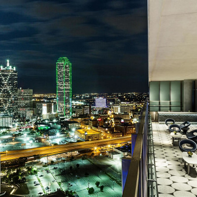 W Dallas - Victory image