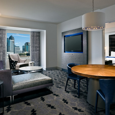 W Dallas - Victory image