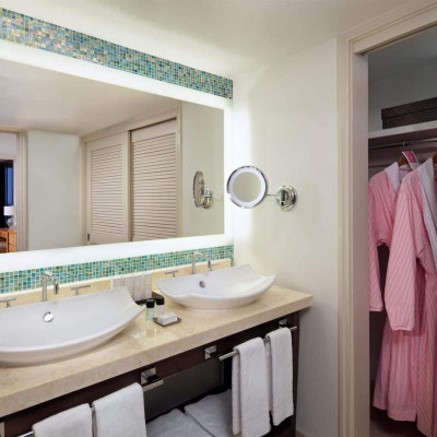 The Royal Hawaiian, A Luxury Collection Resort, Waikiki image