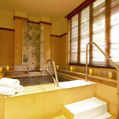 The Royal Hawaiian, A Luxury Collection Resort, Waikiki image
