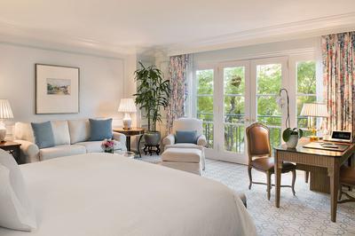 Grand Deluxe Room