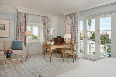 Grand Deluxe Room