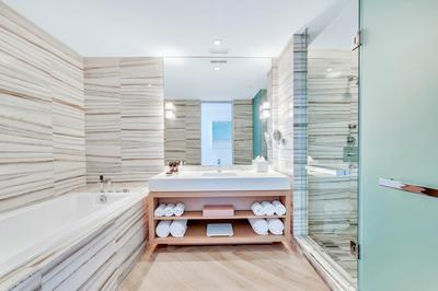 Marvelous Suite Bathroom