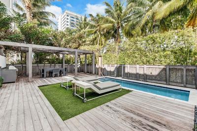 Poolside Bungalow 2 Bedroom Suite