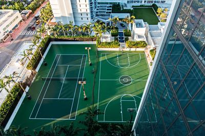 SWING Rooftop Tennis Court