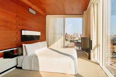 Corner Suite