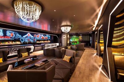 Living Room Bar
