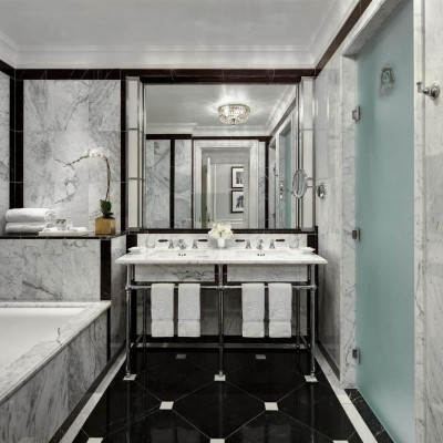 5th Avenue Suite