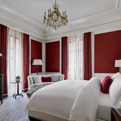 5th Avenue Suite