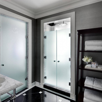 5th Avenue Suite