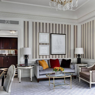 5th Avenue Suite