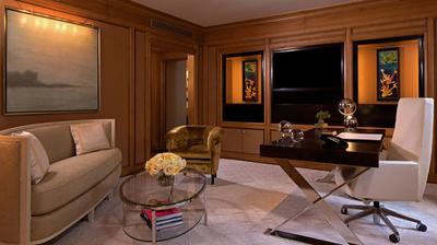 The Peninsula Suite
