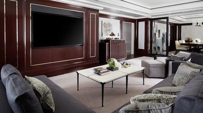Fifth Avenue Suite